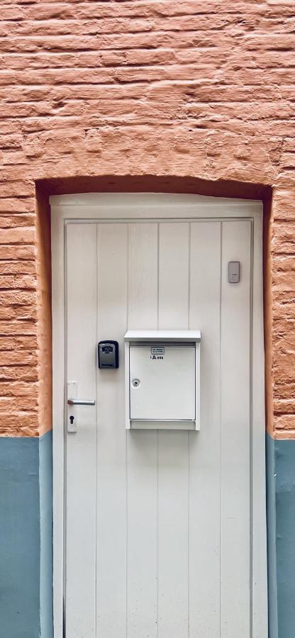 Efren'S Cosy House Hotel Bruges Exterior photo